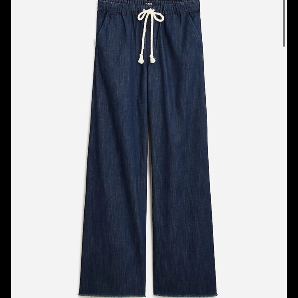 J.Crew Pull-on drapey puddle jean Size small EUC